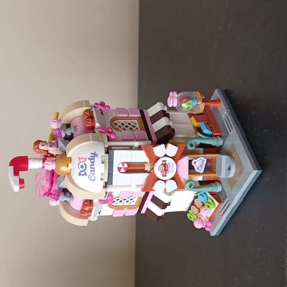 Set of 4 Miniature Blocks Pirate house,Candy shop, Nut store, Disney for age 8+ - Picture 8 of 14